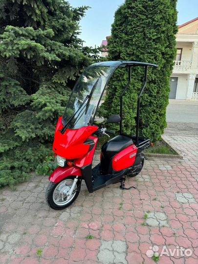 Yamaha Gear UA07J красный с крышей