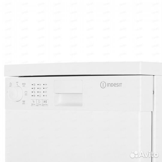 Посудомоечная машина Indesit DFS 1A59 белый