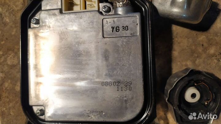 Блок ксенона Toyota Mark X X120 4GR-FSE 2008