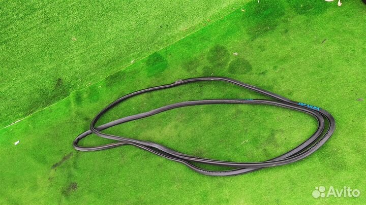 Уплотнители дверей пара передние Volkswagen