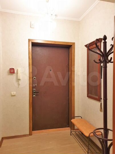 2-к. квартира, 74,1 м², 3/10 эт.