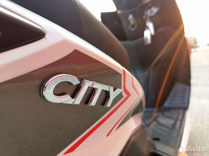 Скутер X-motors city-PRO