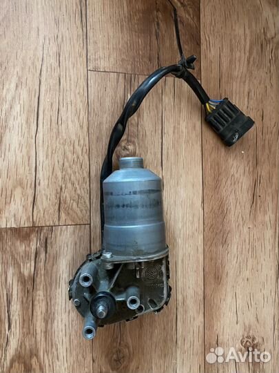 Мотор стеклоочистителя kalina