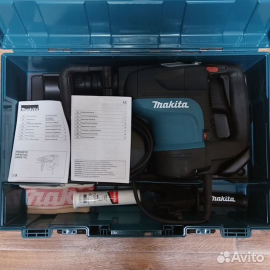 Перфоратор makita HR 4501c