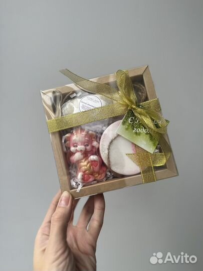 Набор Новогодний Хит мыло Дракон, скраб Раффаэлло