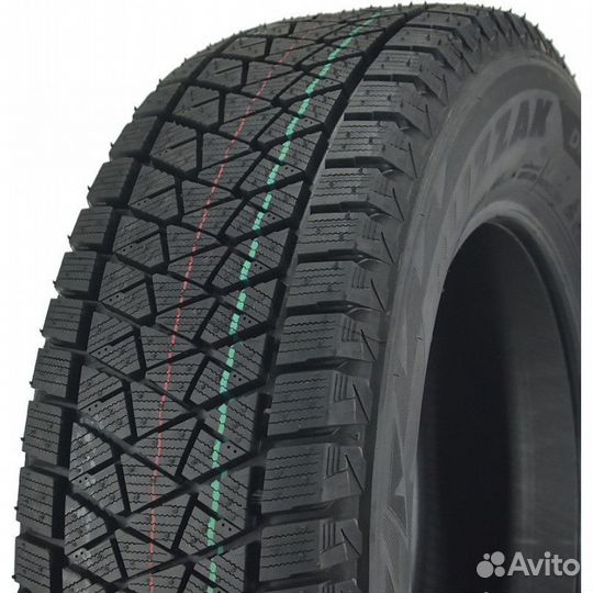 Bridgestone Blizzak DM-V2 275/50 R22 111T