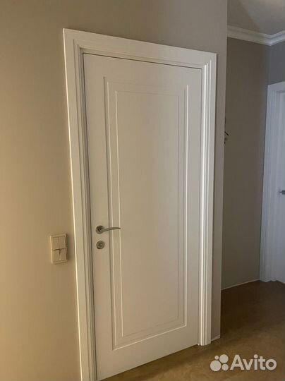 Межкомнатная двери светлая