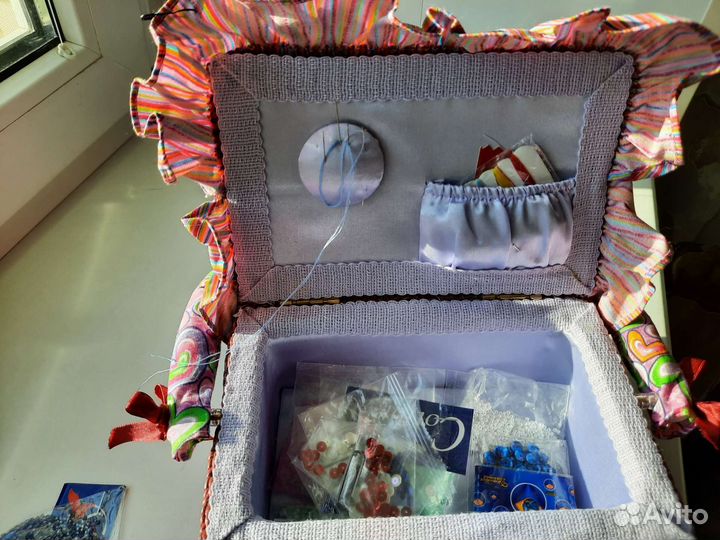 Шкатулка для рукоделия