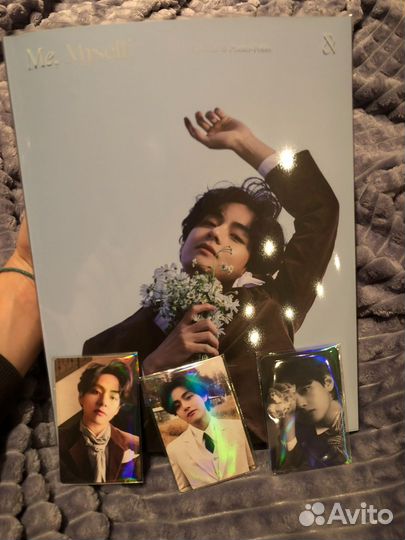 Фотобук Me, Myself and V BTS