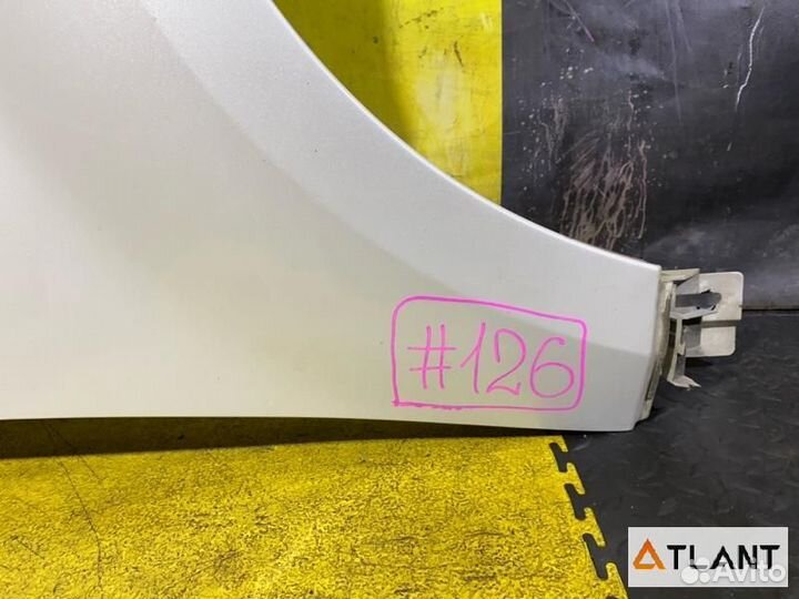 Крыло переднее правое mitsubishi delica D:5