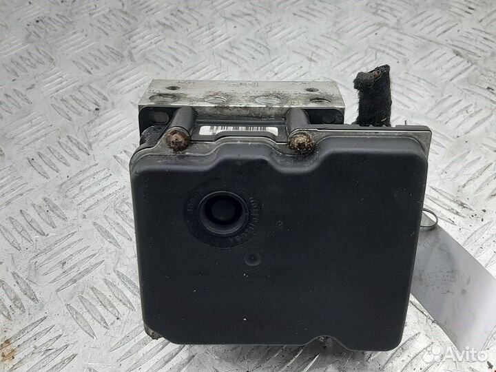 Блок ABS для Opel Corsa D 13277813