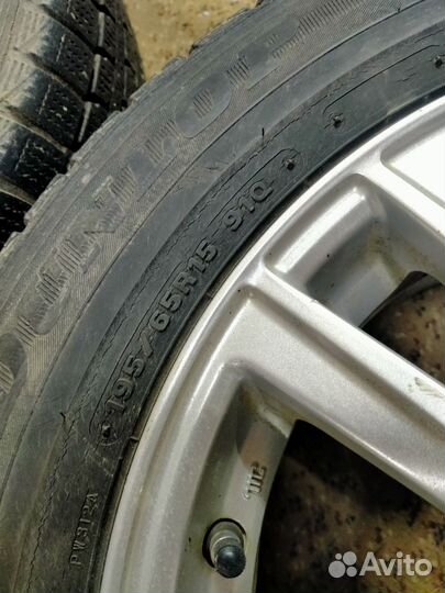 Продам зимние колеса 15