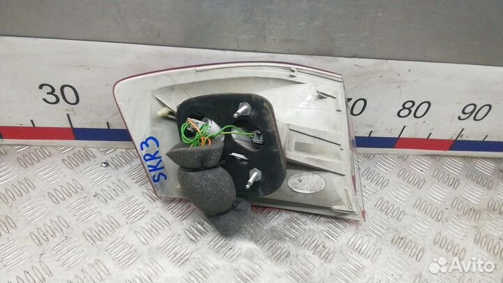 Фонарь задний правый Ford Kuga 2010