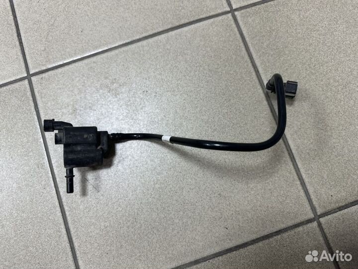 Клапан продувки адсорбера Лада Калина Гранта