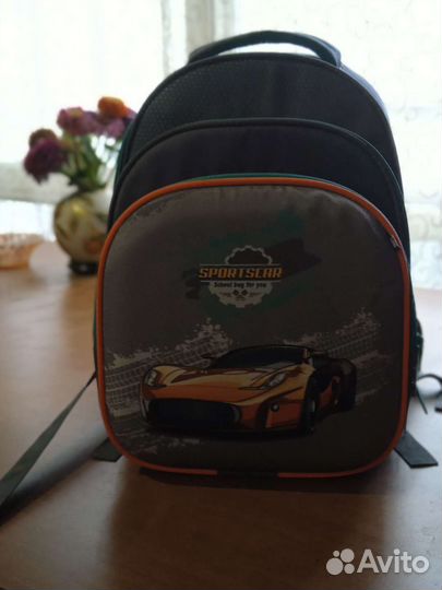 Школьный рюкзак