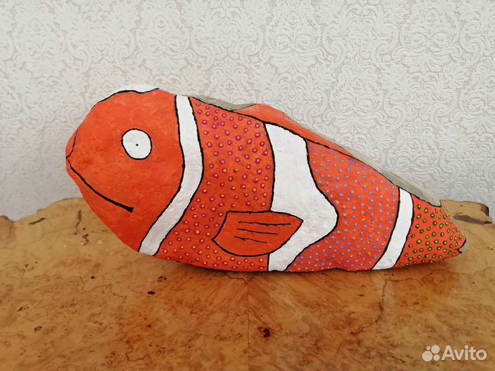 Декор. Рыба на камне