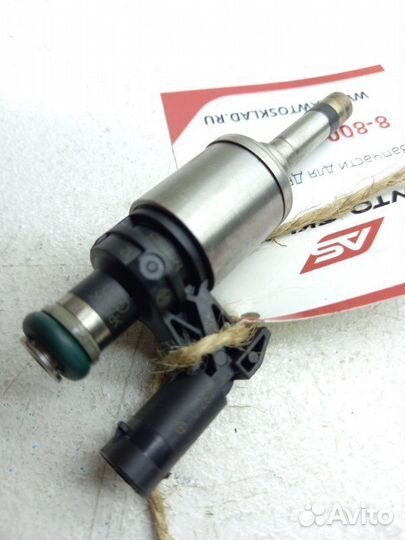 Форсунка топливная Volkswagen Passat 3G2 cyvd