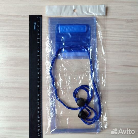 Водонепроницаемый чехол на телефон