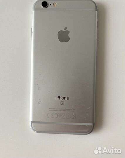 iPhone 6S, 64 ГБ
