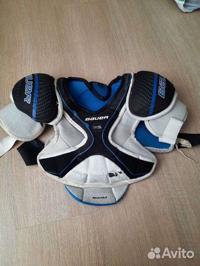 Нагрудник хоккейный