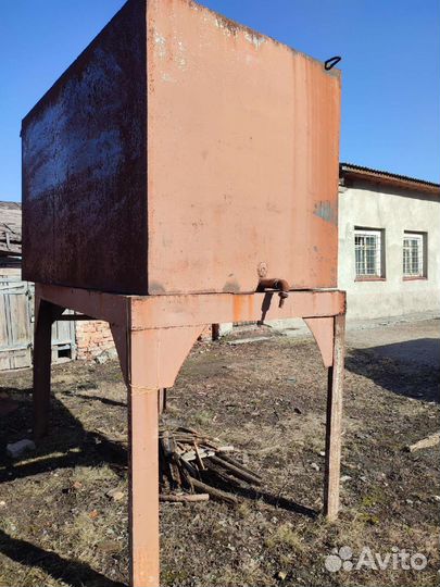 Бак для воды