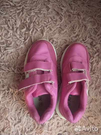 Кроссовки для девочки размер 29