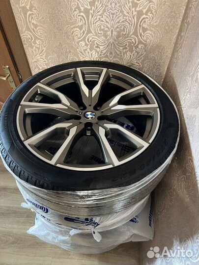 Колеса зимние оригинал R22 BMW X7 G07 755M style