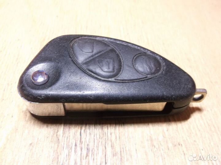Alfa Romeo 3 button remote key CE0678 550212820008