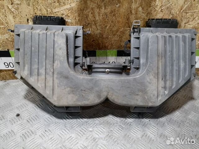 Корпус воздушного фильтра Bmw X5 e70 2007-2013