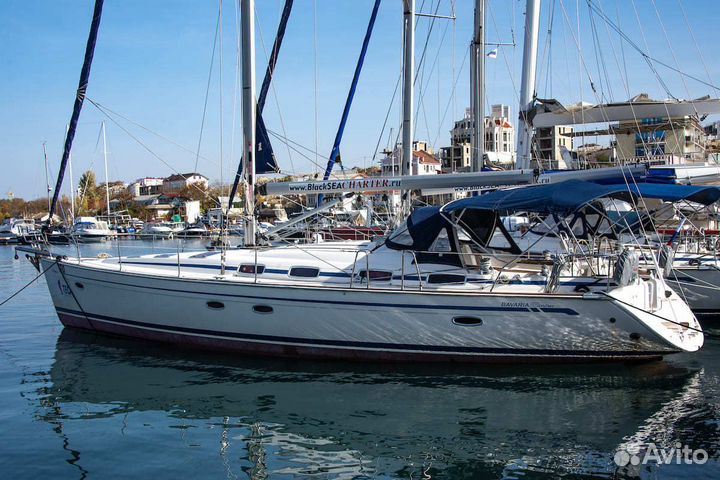 Парусно моторная яхта Бавария 50
