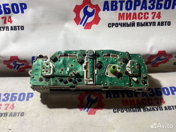Щиток приборов toyota vista sv30
