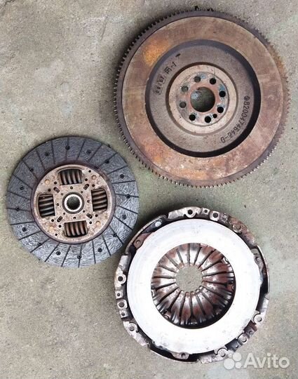 Renault 2,0DCI M9R trafic vivaro laguna