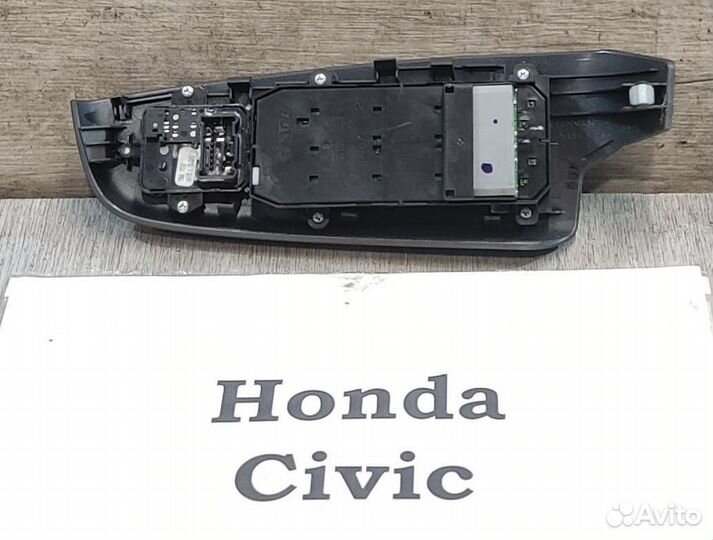 Блок кнопок передний Lh Honda Civic 8, 2008г