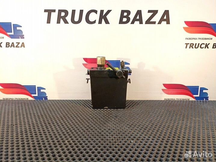 Насос подъема кабины Iveco Stralis