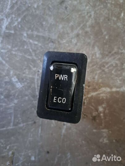 Кнопка салона Mitsubishi Mirage