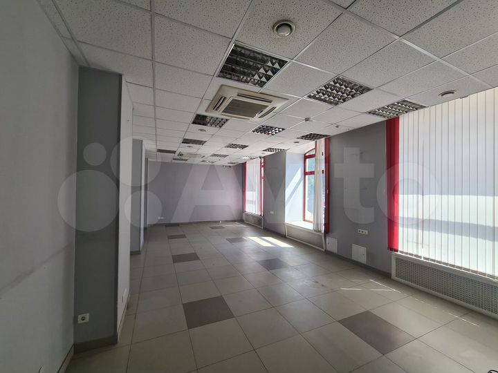 Торговая площадь, 182 м²