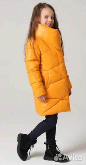 Польто зимнее на девочку 146рр