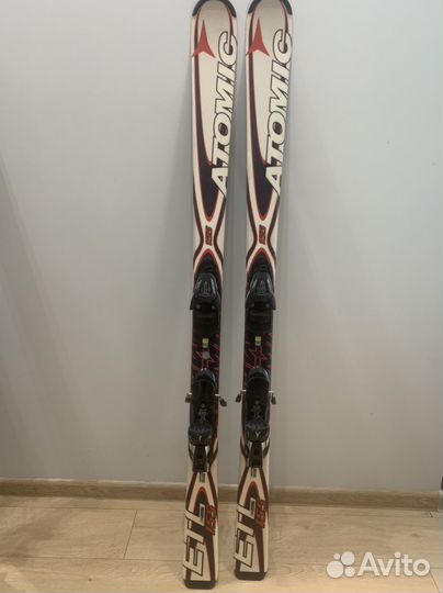 Горные лыжи atomic