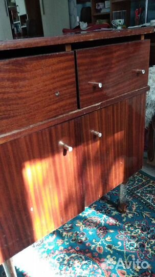 Тумба под тв массив бу