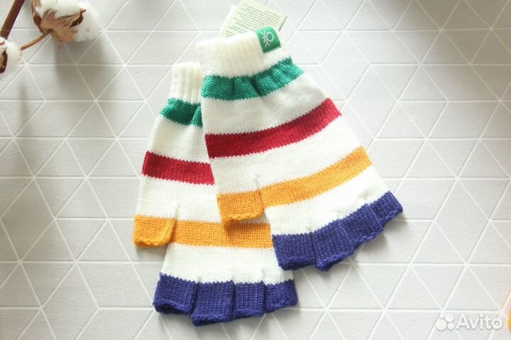 Км Перчатки Benetton