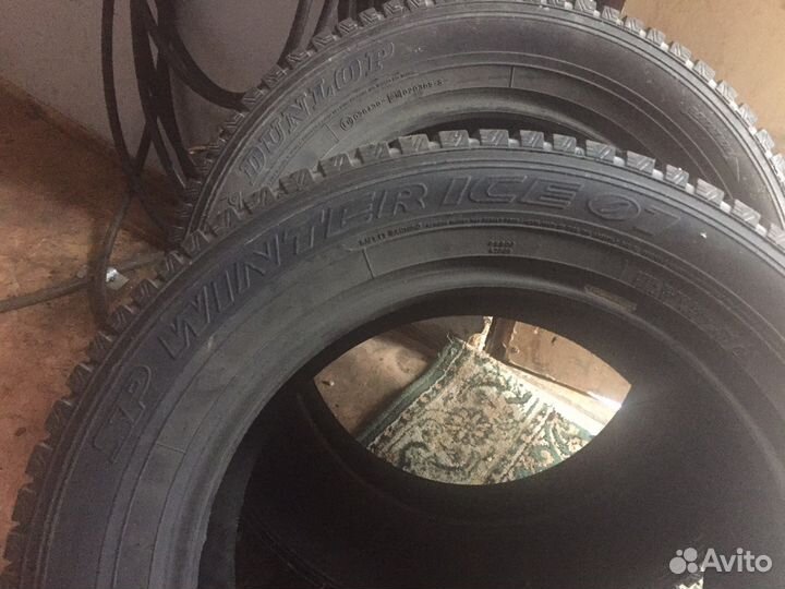 Dunlop SP Winter Ice 01 205/60 R16
