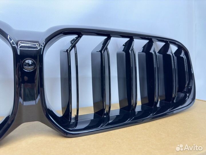 Решетка BMW G30 F90 глянец М стиль рестайлинг
