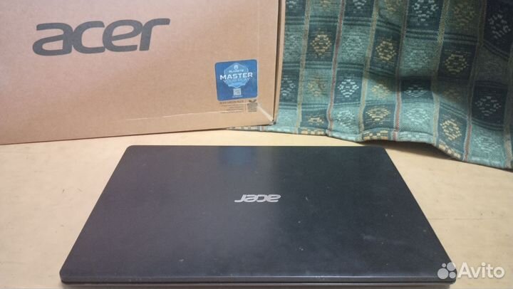 Ноутбук Acer aspire 3