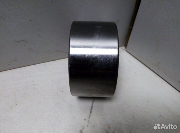 Подшипник ступицы передней Volkswagen Golf