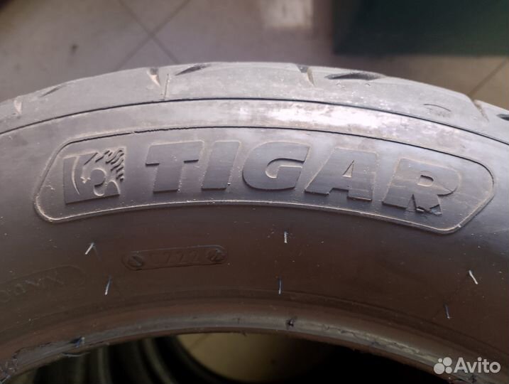 Tigar UHP Ultra High Performance 215/60 R17 96H