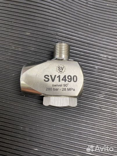 Поворотная муфта для потолочной консоли