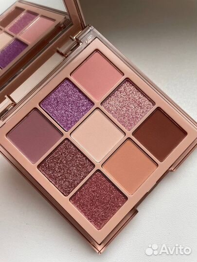 Huda beauty палетка тени nude