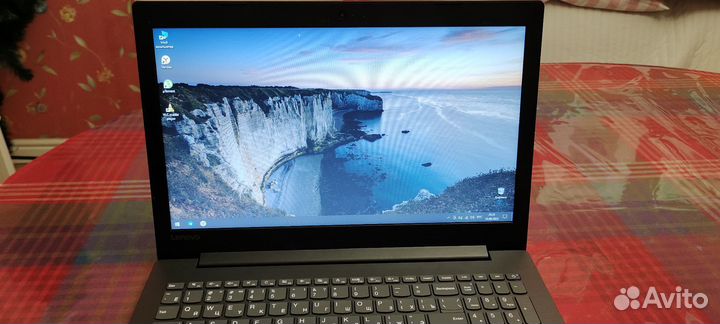 Ноутбук lenovo