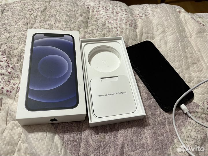iPhone 12, 64 ГБ