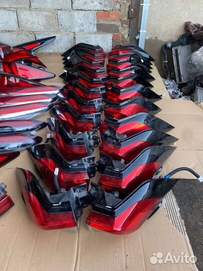 Фонарь задний Toyota Rav4 XA50